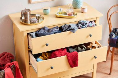 Organiza los espacios en tu cómoda o closet